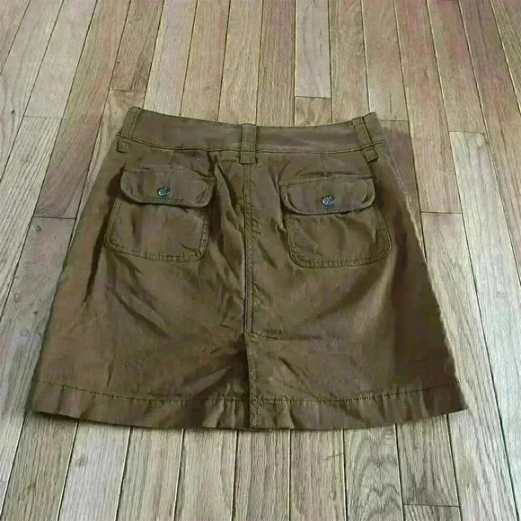 Athleta Women's Mini Skirt Size 2 Beige Short Casual with Pockets and Button - Picture 4 of 6